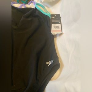 Speedo- SZ 10 swim suit- one piece NWT